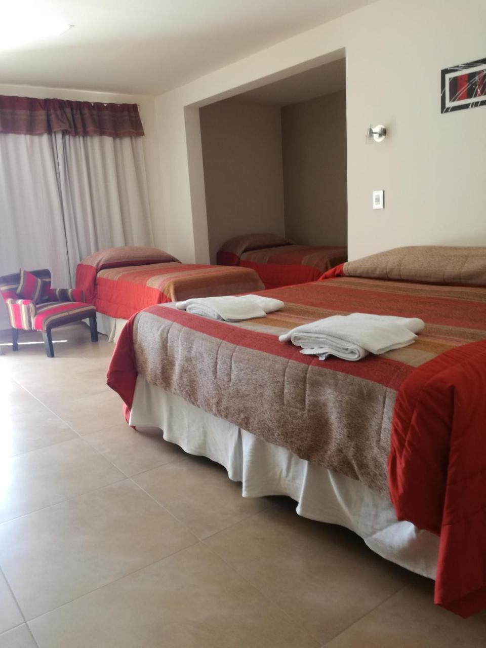 Parador Ruta 40 * Gobernador Gregores